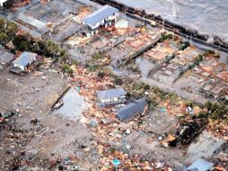 Vista aérea de la catástrofe ocasionada por el tsunami ocurrido en Japón. EFE  /