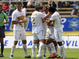 Celebrando el gol de Palencia durante el partido contra los Monarcas. MEXSPORT  /