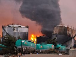 Se busca calmar los nervios en los mercados, tras el enorme terremoto y el tsunami. EFE  /