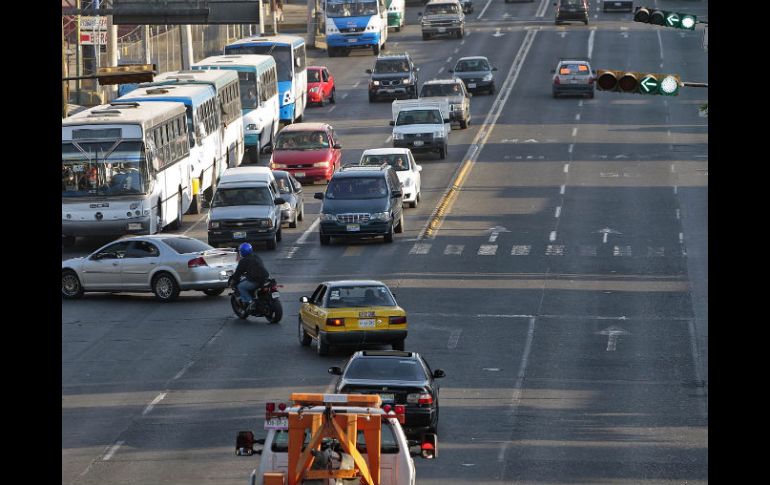 Suprimirán la vuelta de Avenida Alcalde al cruce con Avenida de los Maestros. S. NUÑEZ  /