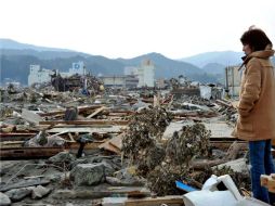 Japón ha sido devastado por réplicas posteriores al terremoto del viernes. EFE  /