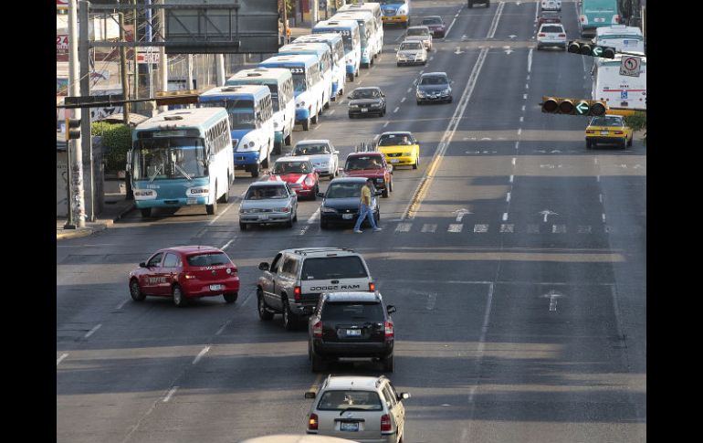 El planteamiento es suprimir la vuelta a la izquierda del semáforo ubicado en Avenida Alcalde al cruce con Maestros. S. NÚÑEZ  /