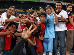 Otra vez fue un clásico donde la violencia se hizo presente, sobre todo a las afueras del estadio. MEXSPORT  /