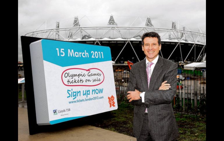 Sebastian Coe, director del Comité Organizador de Londres 2012, presentó el lanzamiento de la venta de boletos. GETTY IMAGES SPORT  /