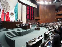 En la sesión de hoy, la Mesa Directiva de la Cámara de Diputados dio por recibida la propuesta de reforma fiscal priista. EL UNIVERSAL  /