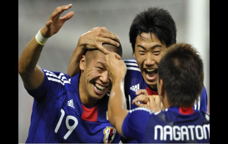 Jugadores de la Selección de Japón festejando una victoria. ARCHIVO  /