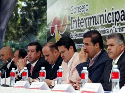 Los alcaldes de la Zona Metropolitana de Guadalajara en el Consejo Intermunicipal de Promoción Turística. E. BARRERA  /