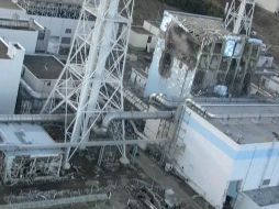 Vista aérea de la central Fukushima, la cual presenta daños en varios reactores. REUTERS  /