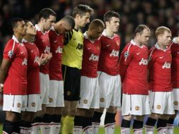 Jugadores del Manchester United minutos antes de su duelo ante el Marsella. AP  /