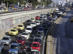 En las próximas horas se estima que el aforo vehicular incremente por el número de paseantes. ARCHIVO  /