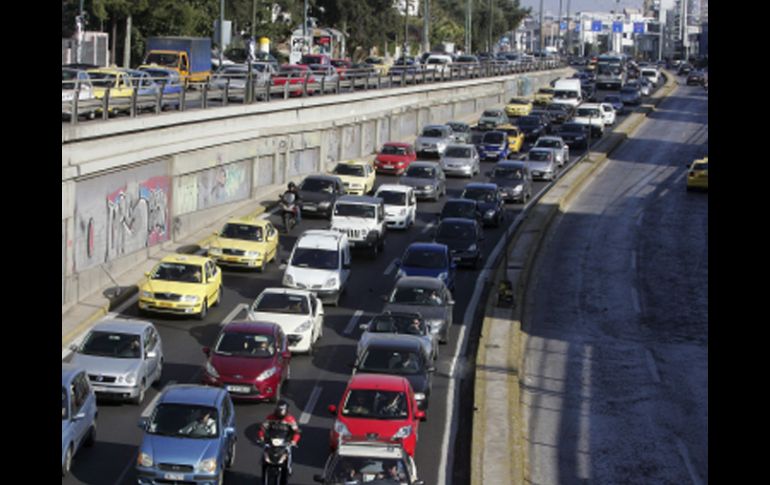 En las próximas horas se estima que el aforo vehicular incremente por el número de paseantes. ARCHIVO  /