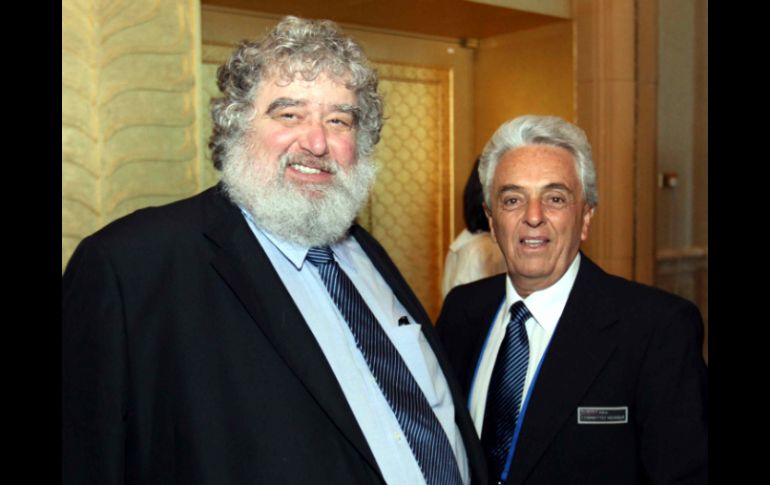 El secretario general de la CONCACAF, Chuck Blazer y Justino Compeán, presidente de la FMF. MEXSPORT  /