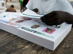 En la segunda vuelta los haitianos votaron entre los candidatos Mirlande Manigat y Michel Martelly. REUTERS  /