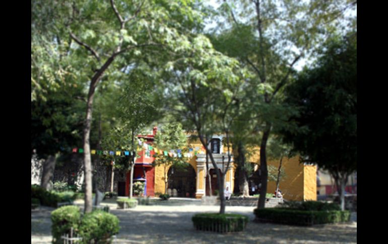 Distintas muestras literarias inundaron la plaza de Santa Catarina, en Coyoacán. ESPECIAL  /