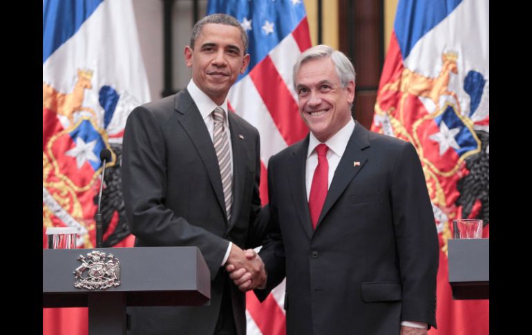 Barack Obama y Sebastián Piñera en rueda de prensa en el palacio La Moneda. AFP  /