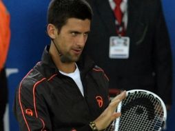 El tenista Djokovic durante la visita a una clínica en Colombia, previa al encuentro amistoso con Nadal. EFE  /