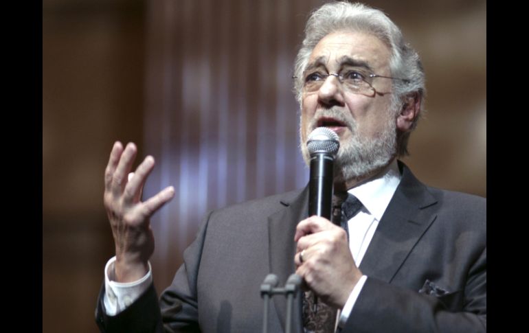 El tenor español Plácido Domingo se vio obligado a suspender su presentación en el Teatro Colón. EFE  /