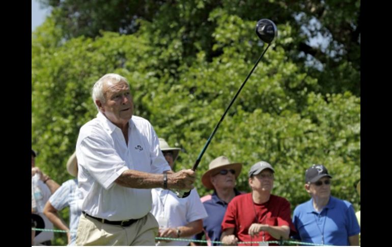 Arnold Palmer fue la leyenda del golf por haber sido cuatro veces campeón del Masters y con 62 títulos de la PGA. AP  /