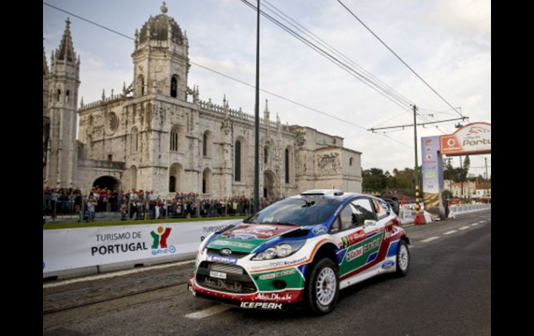 El finlandés Mikko Hirvonen a bordo de su Ford Fiesta RS WRC hizo el mejor tiempo. EFE  /