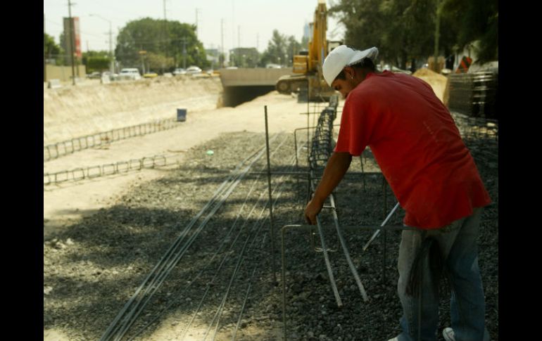 La Sedeur trabaja en la excavación de la rampa de la zona Poniente en el túnel de Lázaro Cárdenas y Niño Obrero. A. HINOJOSA  /