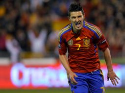 David Villa anotó los dos goles de la victoria española y con ello se convierte ene l máximo anotador de la Selección. AFP  /