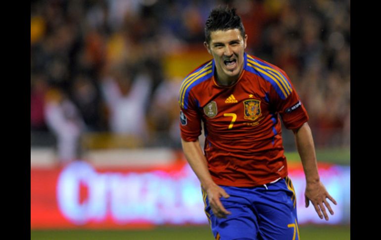 David Villa anotó los dos goles de la victoria española y con ello se convierte ene l máximo anotador de la Selección. AFP  /