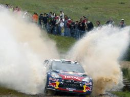 Sebastian Ogier se enfila a su segundo triunfo en el Mundial de Rallys. AP  /