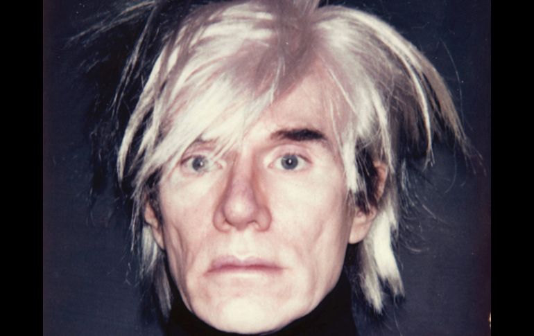 Autorretrato de Warhol con peluca de miedo en 1986. EFE  /