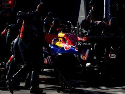 Sebastian Vettel en cambio de llantas, durante el Gran Premio de Australia. EFE  /