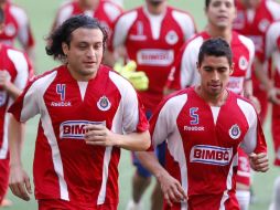 Héctor Reynoso trota junto a Patricio Araujo. E. PACHECO  /