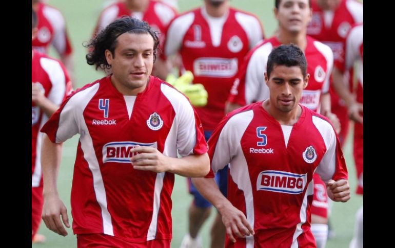 Héctor Reynoso trota junto a Patricio Araujo. E. PACHECO  /