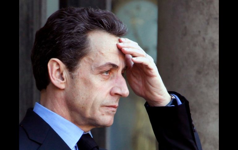 Nicolas Sarkozy dio declaración conjunta con David Cameron donde piden a Gadhafi salir de Libia. EFE  /