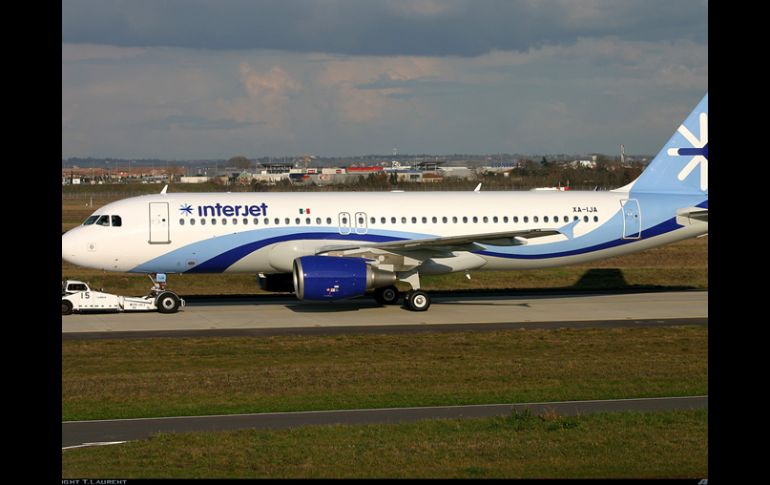 El avión despegará del aeropuerto de la Ciudad de México para llegar a la terminal aérea Ángel Albino Corzo. ESPECIAL  /