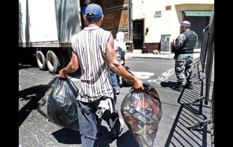 El operativo para detectar y asegurar medicamento apócrifo comenzó la mañana del martes. NTX  /