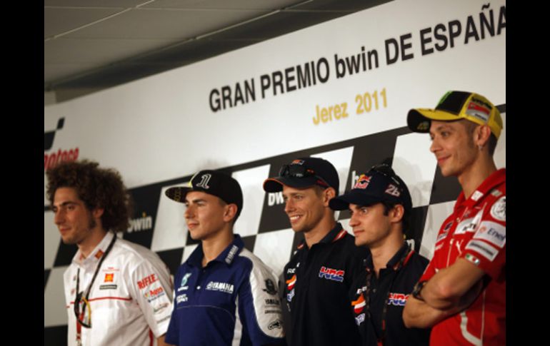 Los pilotos favoritos dieron rueda de prensa en el circuito de Jerez. REUTERS  /