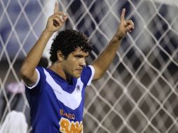 Jose Ortigoza, del Cruzeiro de Brasil, celebra uno de los goles que les dio el pase. REUTERS  /