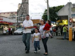 El Ayuntamiento tapatío reforzó los programas sociales en el Fresno para de mejorar la calidad de vida de vecinos. E. PACHECO  /