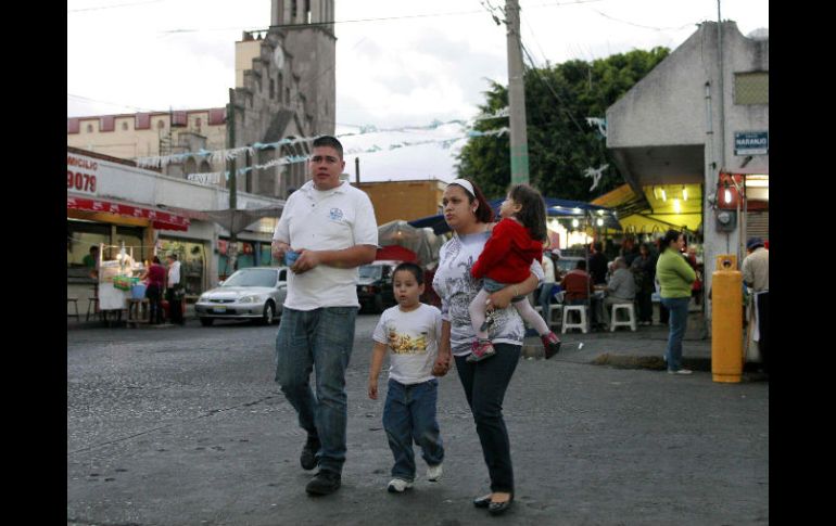 El Ayuntamiento tapatío reforzó los programas sociales en el Fresno para de mejorar la calidad de vida de vecinos. E. PACHECO  /