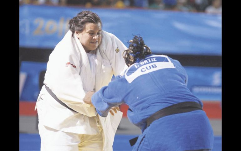 Vanessa Zambotti enfrentó en la final a la cubana Idalis Ortiz, pero la perdió, y se quedó con la medalla de plata. E. PACHECO  /