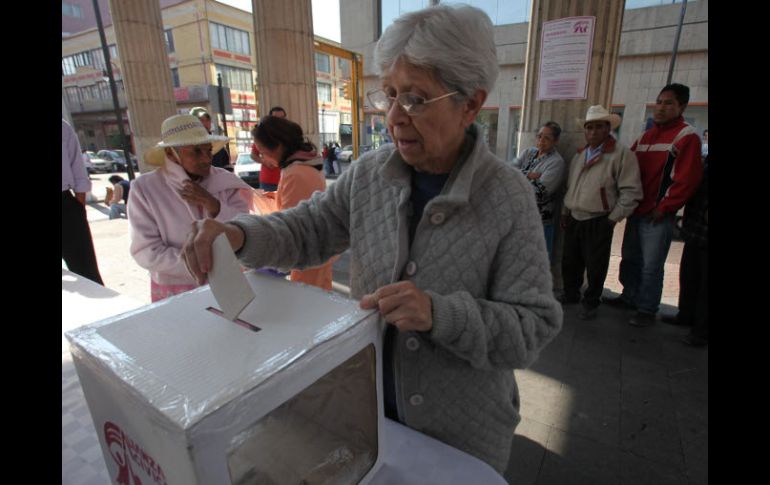 Acción Nacional pidió al PRD hacer valer el ejercicio cívico de los mexiquenses que votaron por el 'sí' a la alianza. ARCHIVO  /