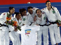 El equipo de judo femenil de Brasil quedó campeón por equipos en el último día de competencias. MEXSPORT  /