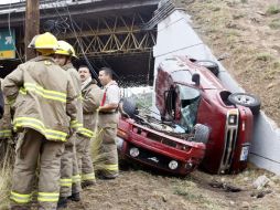 Choque automovilístico registrado en Periférico y López Mateos, el cruce más peligroso en 2010 (60 percances). E. PACHECO  /