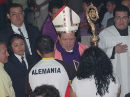 El cardenal Norberto Rivera durante la ceremonia religiosa en la Catedral Metropolitana. NTX  /