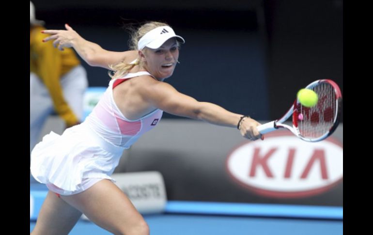 Foto de archivo de Caroline Wozniacki que sigue al frente de la clasificación mundial del tenis femenil. AP  /