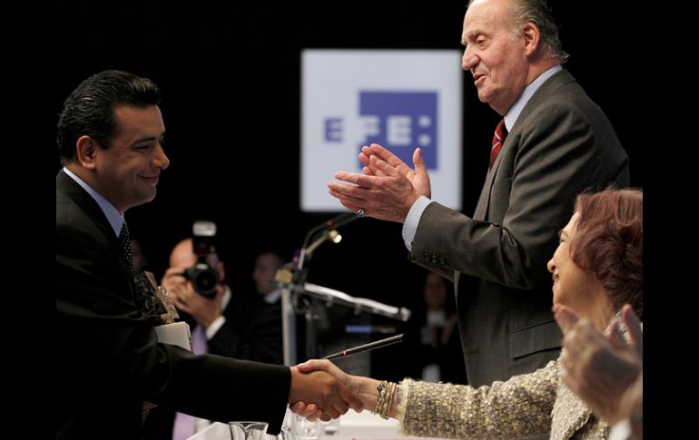 Daniel Aguilar recibió ayer en Madrid el XXVIII Premio Internacional de Periodismo Rey de España.NTX  /