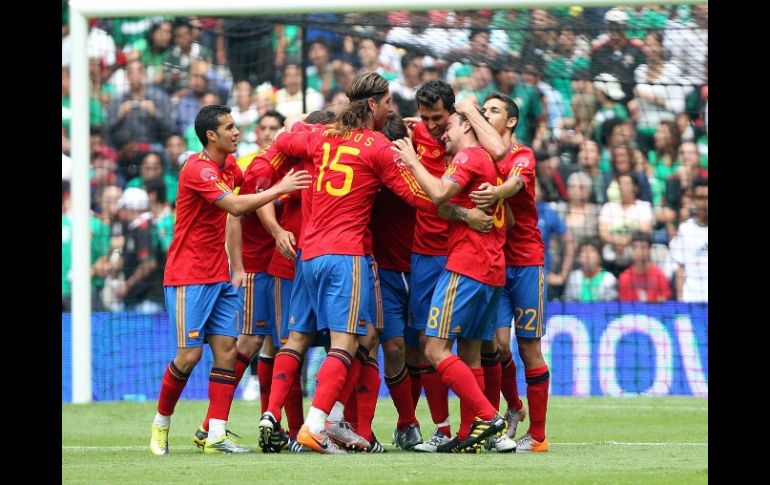 Foto de archivo de los juadores de España celebrando un gol. MEXSPORT  /