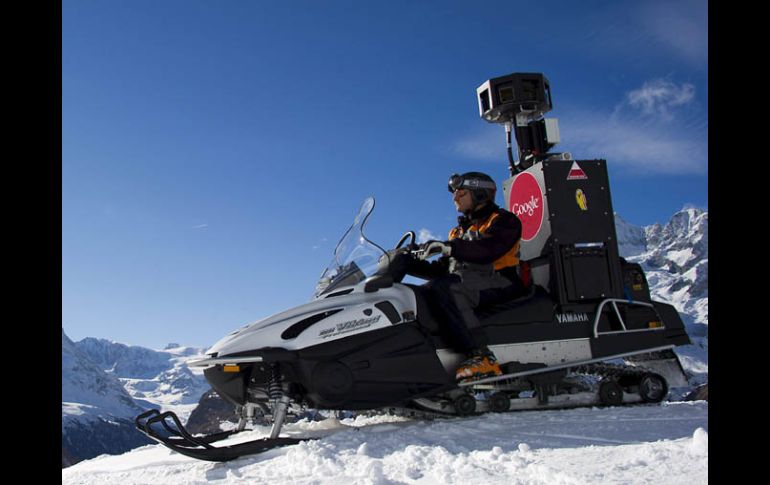 El servicio de Street View de Google en Suiza no mostrará ni los rostros de las personas ni las placas de los autos. EFE  /