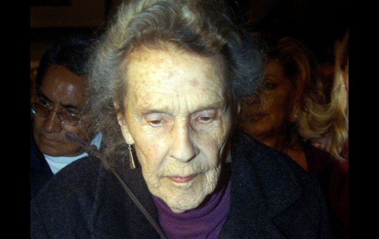 La pintora Leonora Carrington expone 10 esculturas recientes en la Ciudad de México. EFE  /