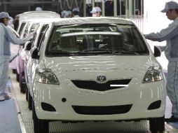 Toyota Motor Corp dijo que su grupo reabrirá sus 18 plantas. AP  /