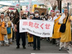 Manifestantes protestan contra la energía nuclear en Tokio, Japón. EFE  /